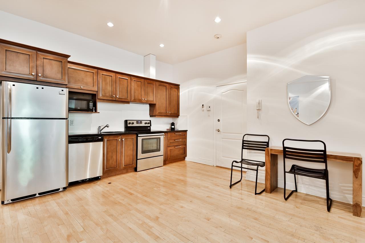 Le St-Lau Loft Leilighet Montréal Eksteriør bilde
